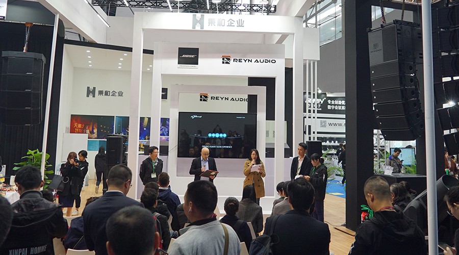 POWERSOFT 與 REYN AUDIO授權(quán)儀式 POWERSOFT 與 REYN AUDIO授權(quán)儀式