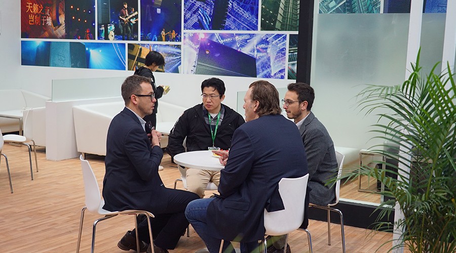 展會(huì)現(xiàn)場(chǎng) 展會(huì)現(xiàn)場(chǎng)