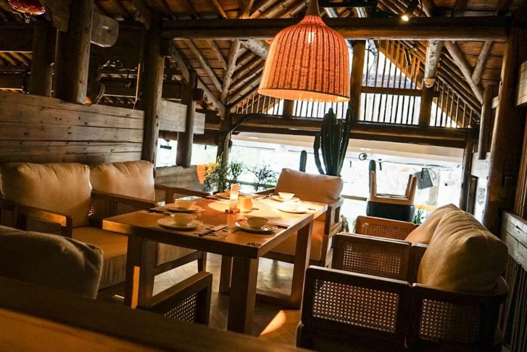 不二音樂餐吧-成都高新店 不二音樂餐吧-成都高新店