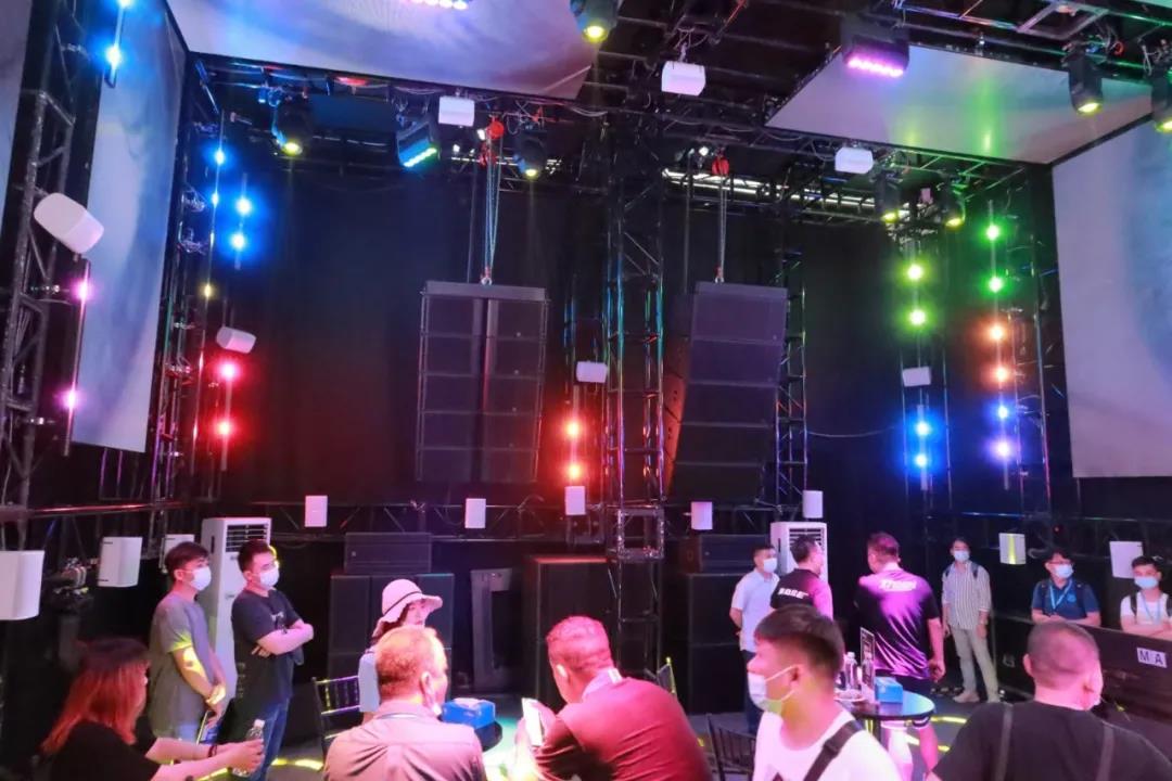 沉浸式音響系統(tǒng)